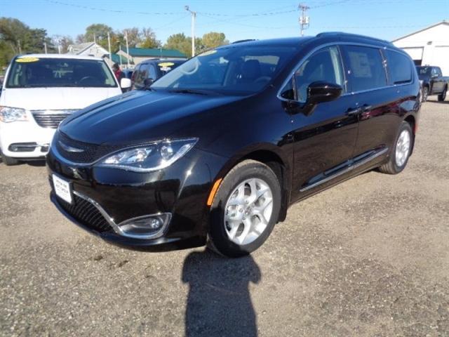 2018 chrysler town and country van. plain 2018 2018 chrysler pacifica touring l van in chrysler town and country van